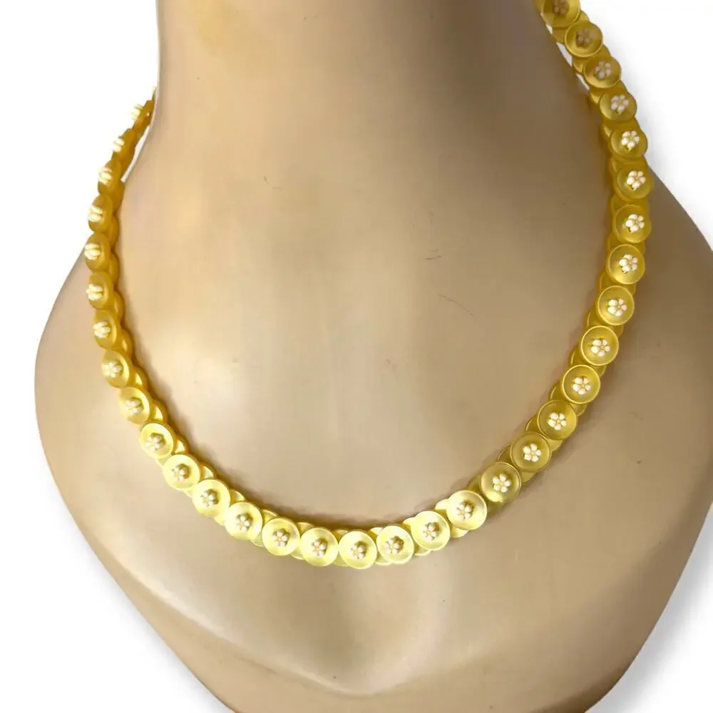Vintage Butterscotch Yellow White Floral Beaded 1940’s Moonglow Button Necklace